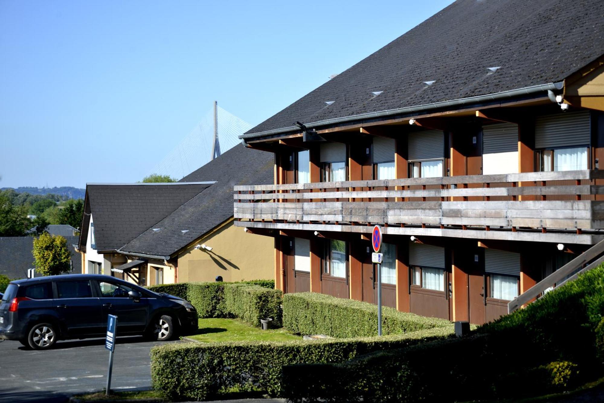 Kyriad Honfleur - La Riviere Saint Sauveur Exterior foto